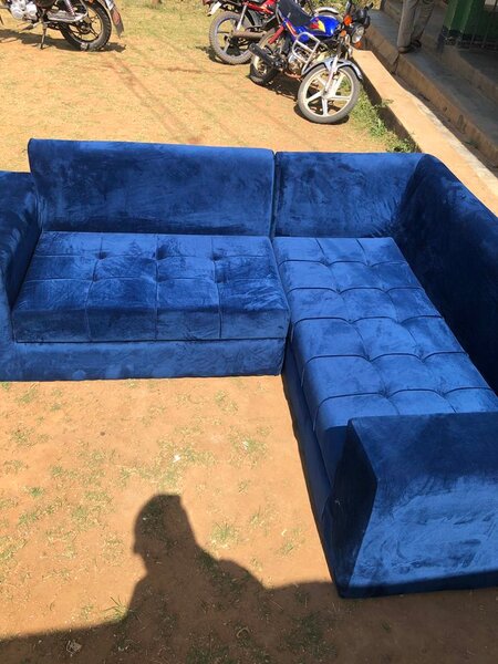 Canapé d'angle bleu en velours