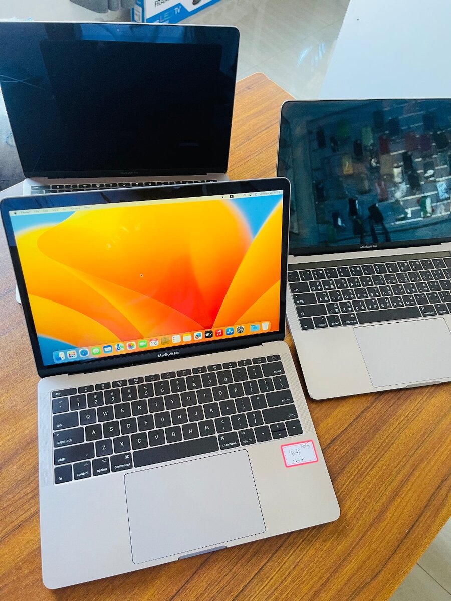 MACBOOKS PRO 2017 Thunderbolt 3
