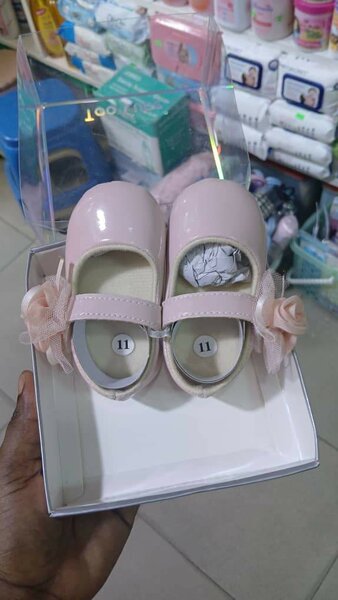 Infant girl shoes