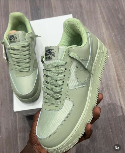 AIRFORCE 1 ARMY GREEN