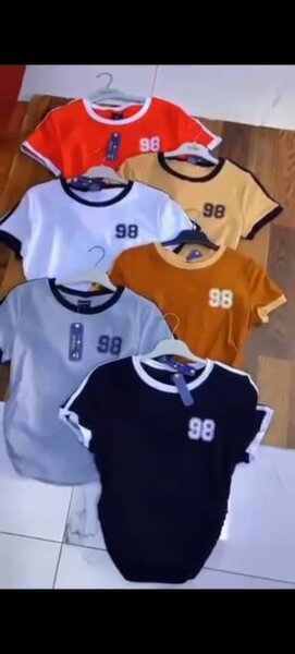 T-shirts colorés pour hommes