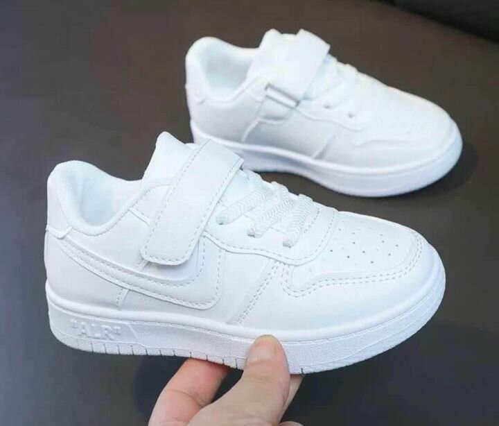 Kids fashion shoes