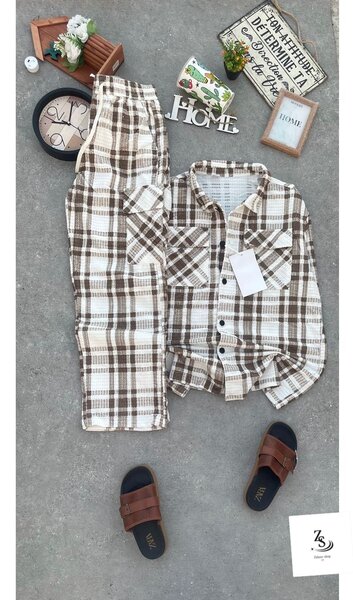 Pyjama en flanelle à carreaux