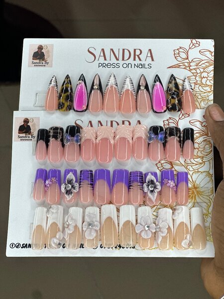 Ensemble de faux ongles élégants