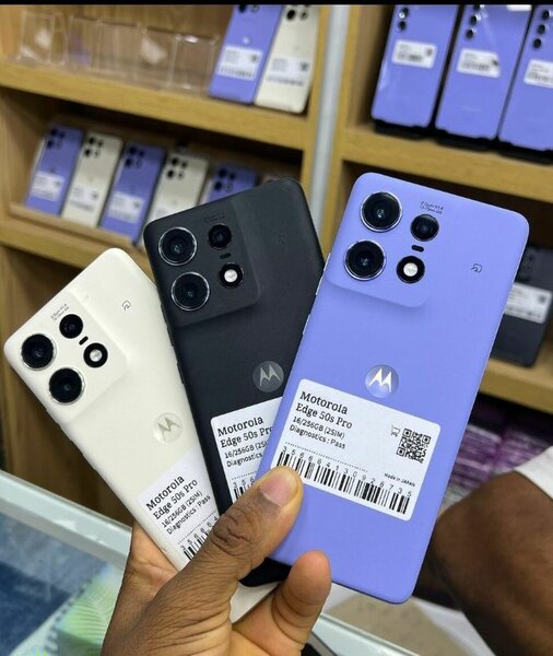 Téléphone Motorola Edge 50 Pro