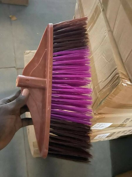 Brosse de balayage robuste