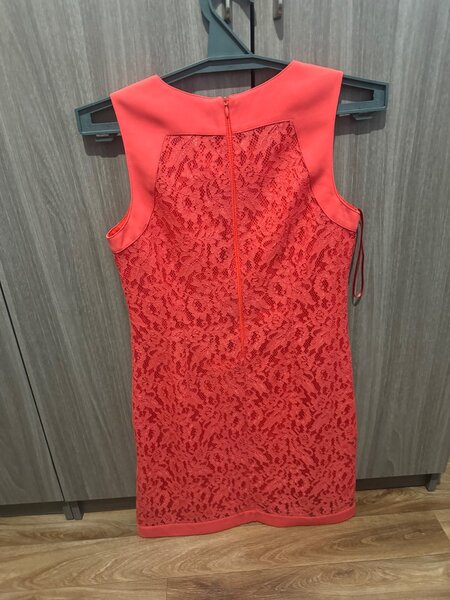 Кружевное платье