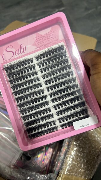 Extensions de Cils Volume Noir