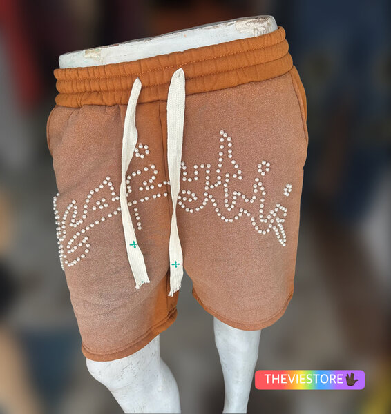 Shorts homme marron avec motif en strass