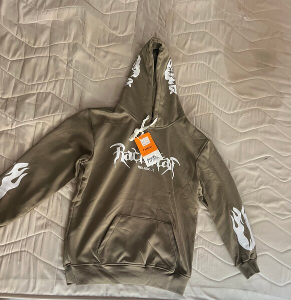 Sweat à capuche stylé