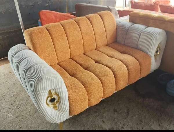 Canapé design luxe en tissu orange et blanc