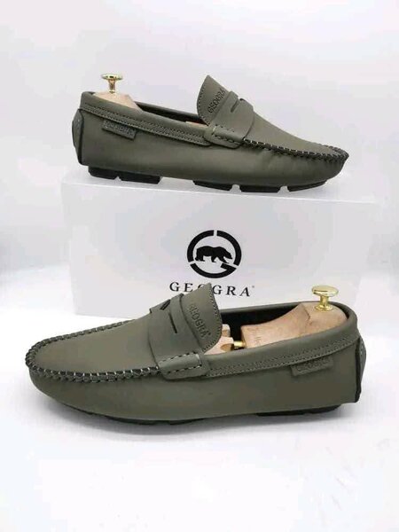 Mocassins homme élégants en cuir