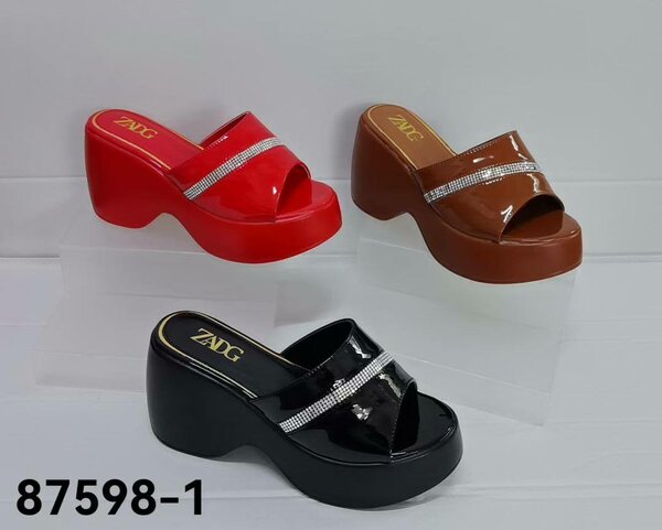 Sandales compensées femme