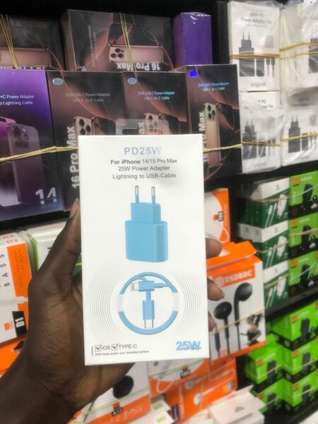 Chargeur 25W iPhone 14/15 Pro Max