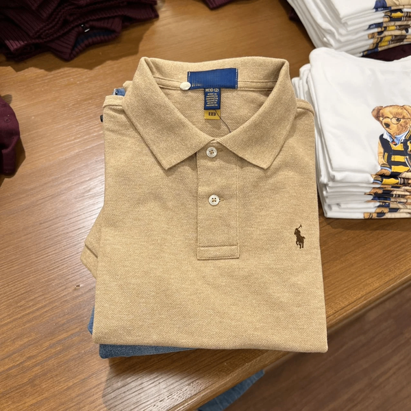 Polo en coton beige élégant