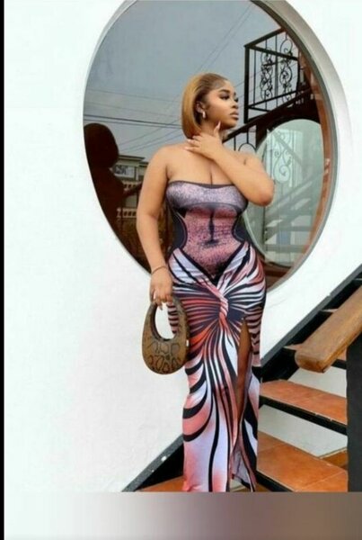 Robe élégante sans bretelles