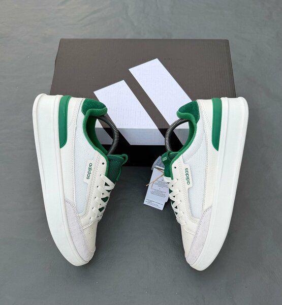 Adidas Baskets Blanches et Vertes