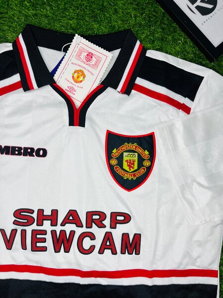 Man United 1997-99 Away Retro Jersey