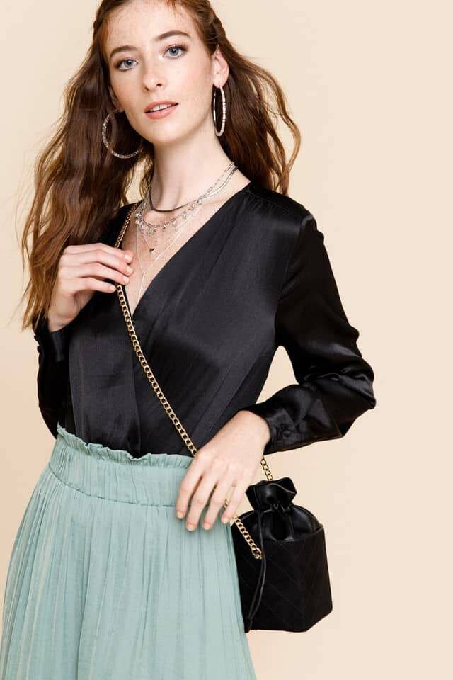 VICKI QUILTED CHAIN BOX