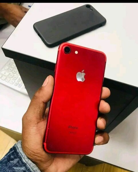 Apple iPhone 7 Rouge Reconditionné
