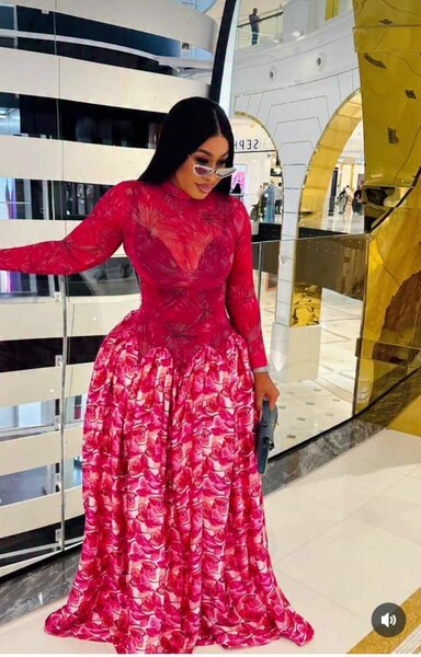 Robe longue élégante fleurie