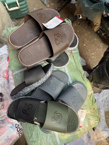 Sandales Confortables pour Hommes - Chaussures de Plage