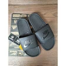 Sandales noires sport Nike