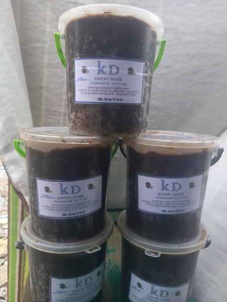 Savon Noir Naturel en Seau