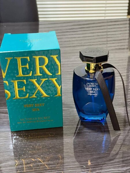 Victoria secret very sexy sea
