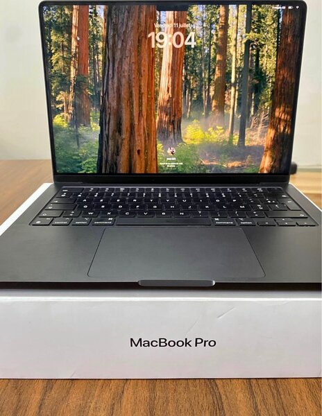 MacBook Pro 14" Puce M4 16/1To