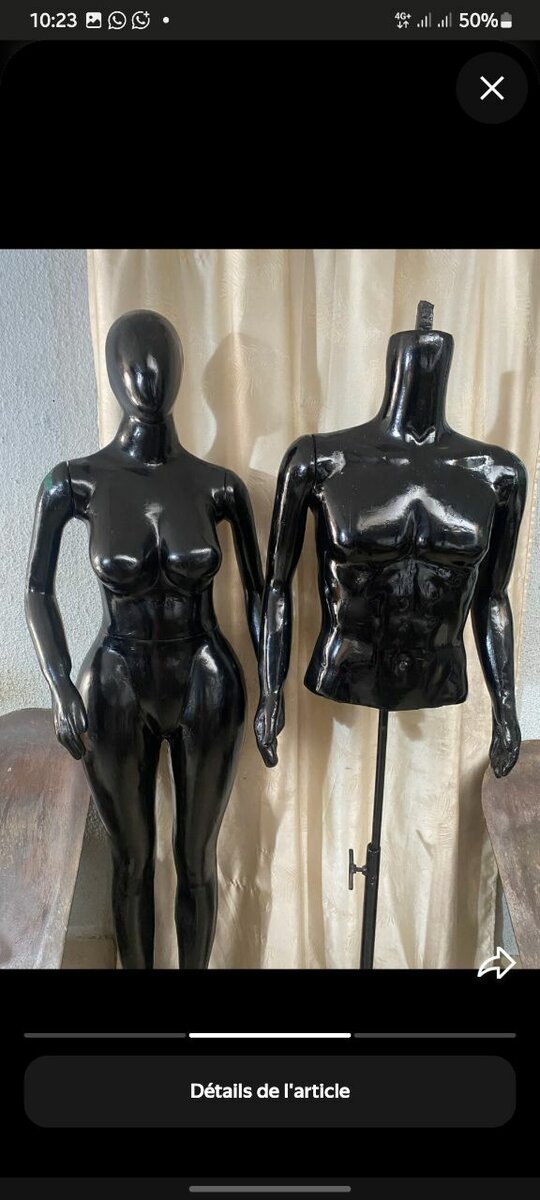 Mannequins élégants noirs & dorés