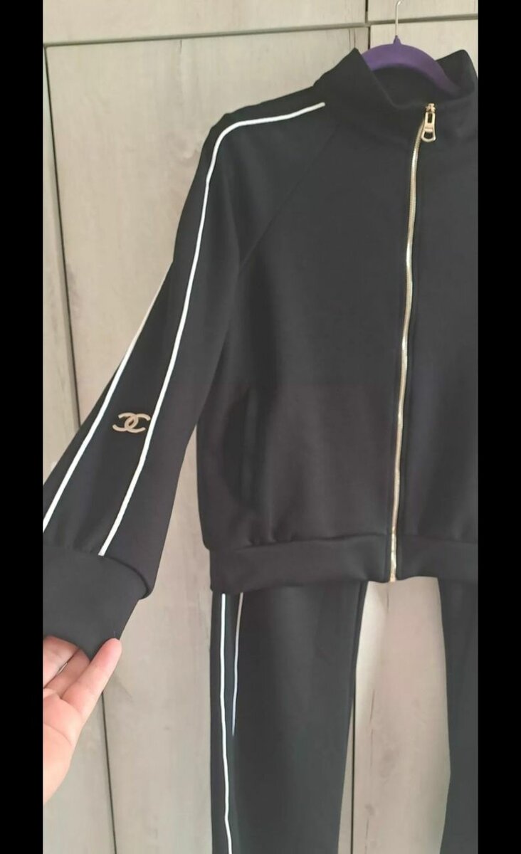 СПОРТИВНЫЙ КОСТЮМ