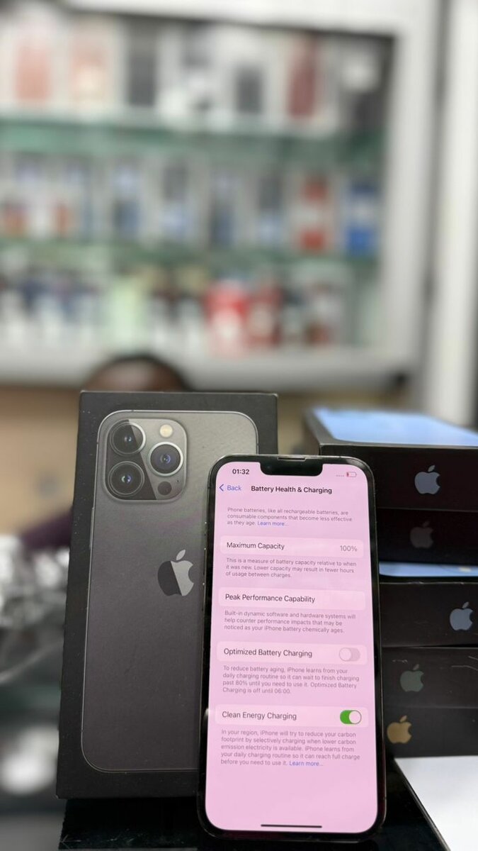 *iphone 13 pro 256g état super propre : 360.000