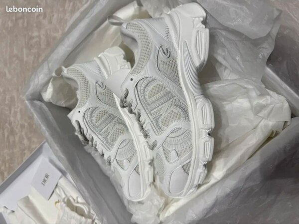 Baskets Dior en cuir blanc