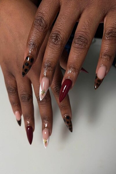 Almond press on nails