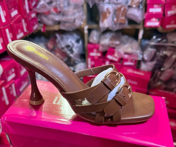 Sandales à talons élégantes