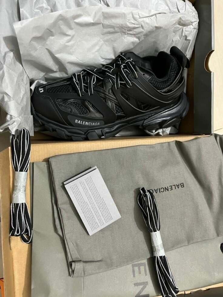 Balenciaga Track