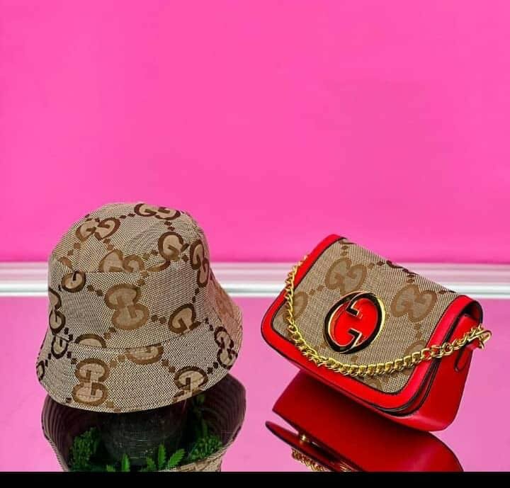 Gucci bag with hat