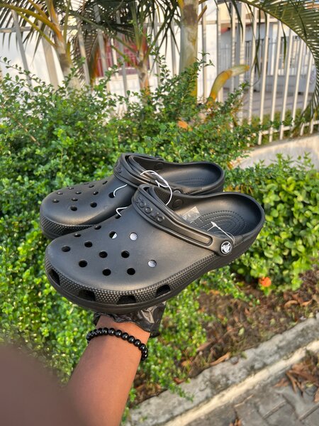 Sabots Confort Noirs Unisexes