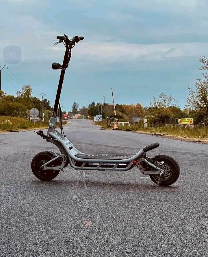 Trottinette électrique tout terrain