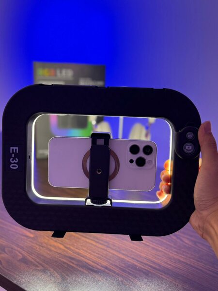 Lumière annulaire LED RGB E-30