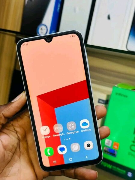 Smartphone Android 6.4 pouces