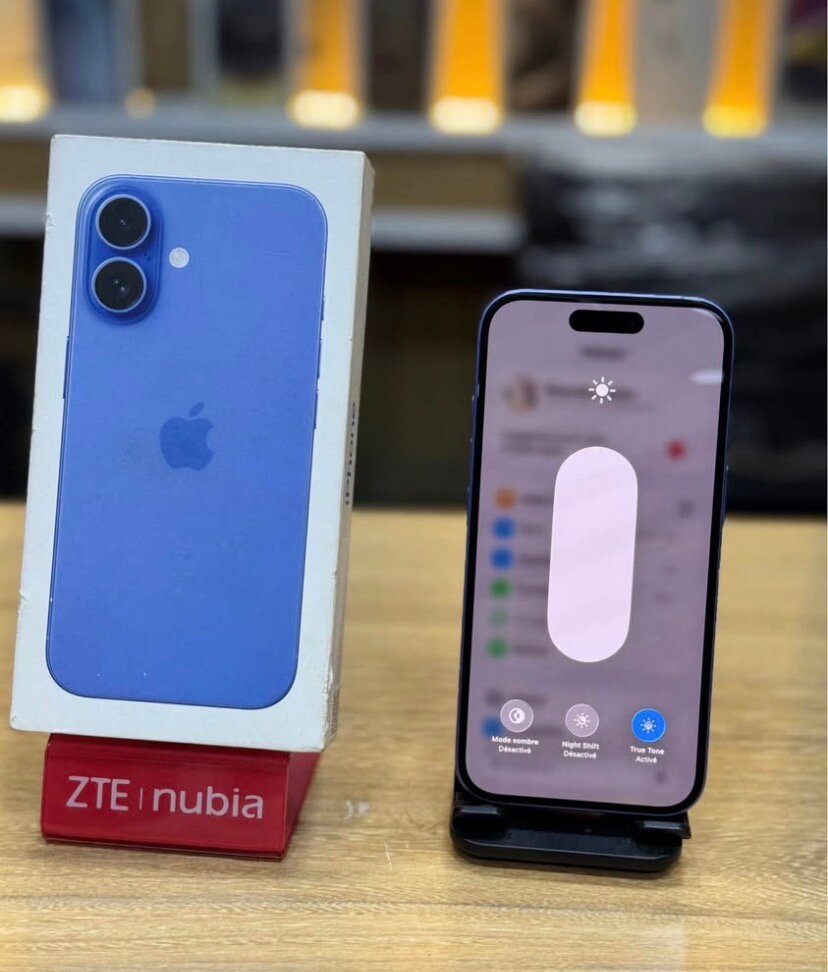 Apple iPhone 16 bleu