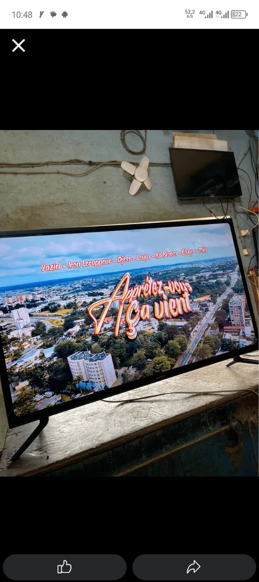 Télévision LED 4K 55 pouces