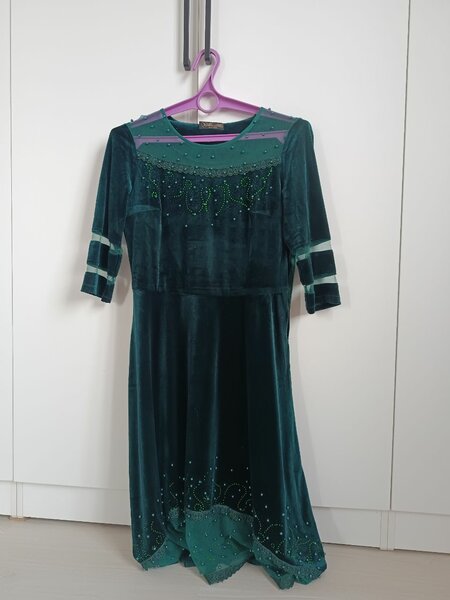 Велюровое платье