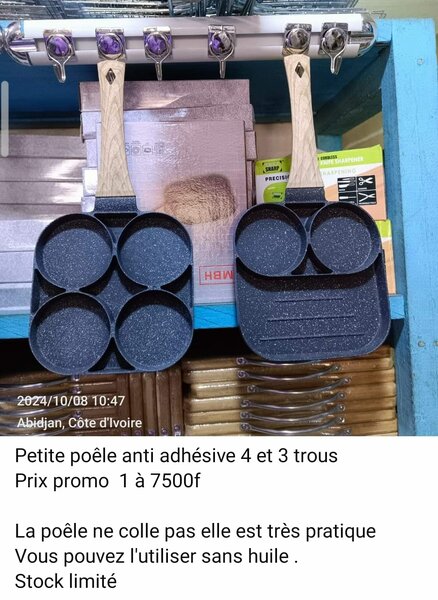 Petite poêle anti adhésive 4 et 3 trous 