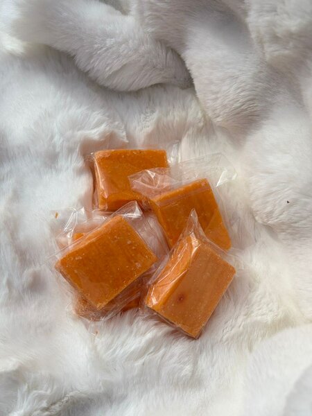 Savons artisanaux à l'orange