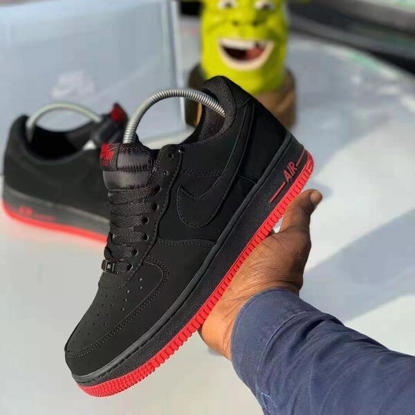 NIKE AIRFORCE RED AND BLACK