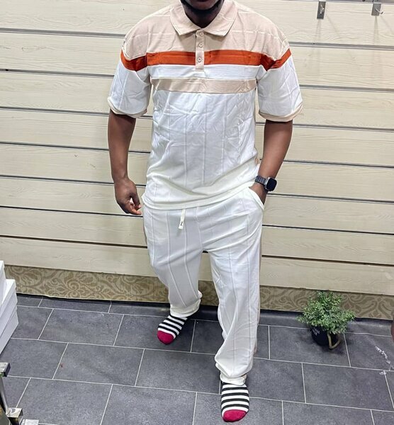 Ensemble blanc cassé rayé orange