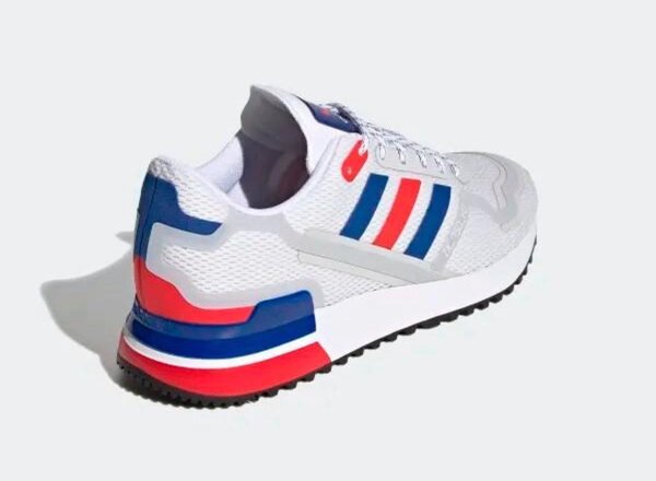 Baskets Adidas ZX 750
